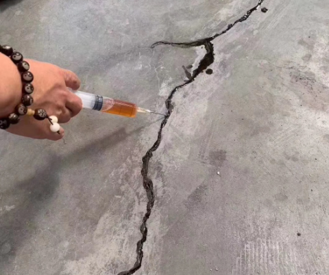 尖山混凝土裂缝修补技术详解​